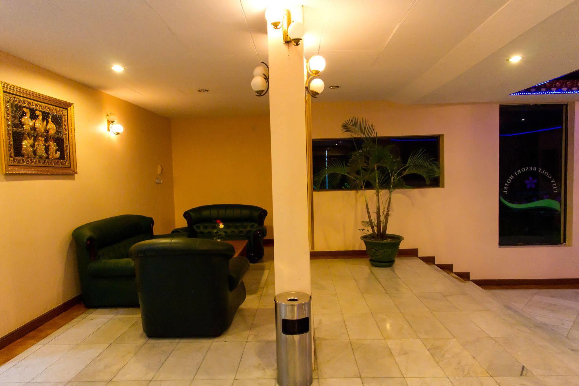 City Golf Resort Yangon Dış mekan fotoğraf