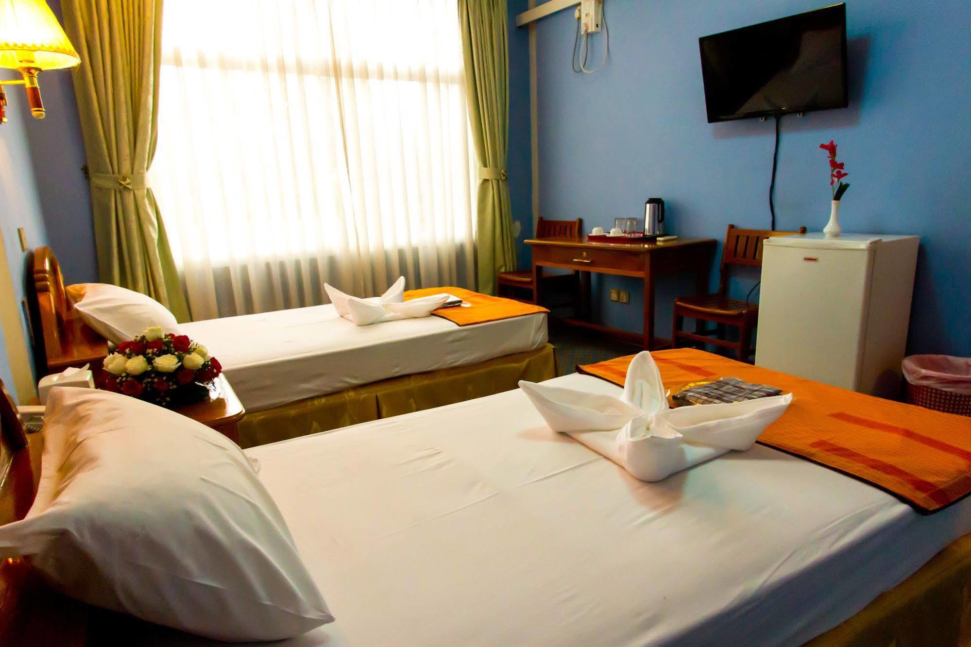City Golf Resort Yangon Dış mekan fotoğraf