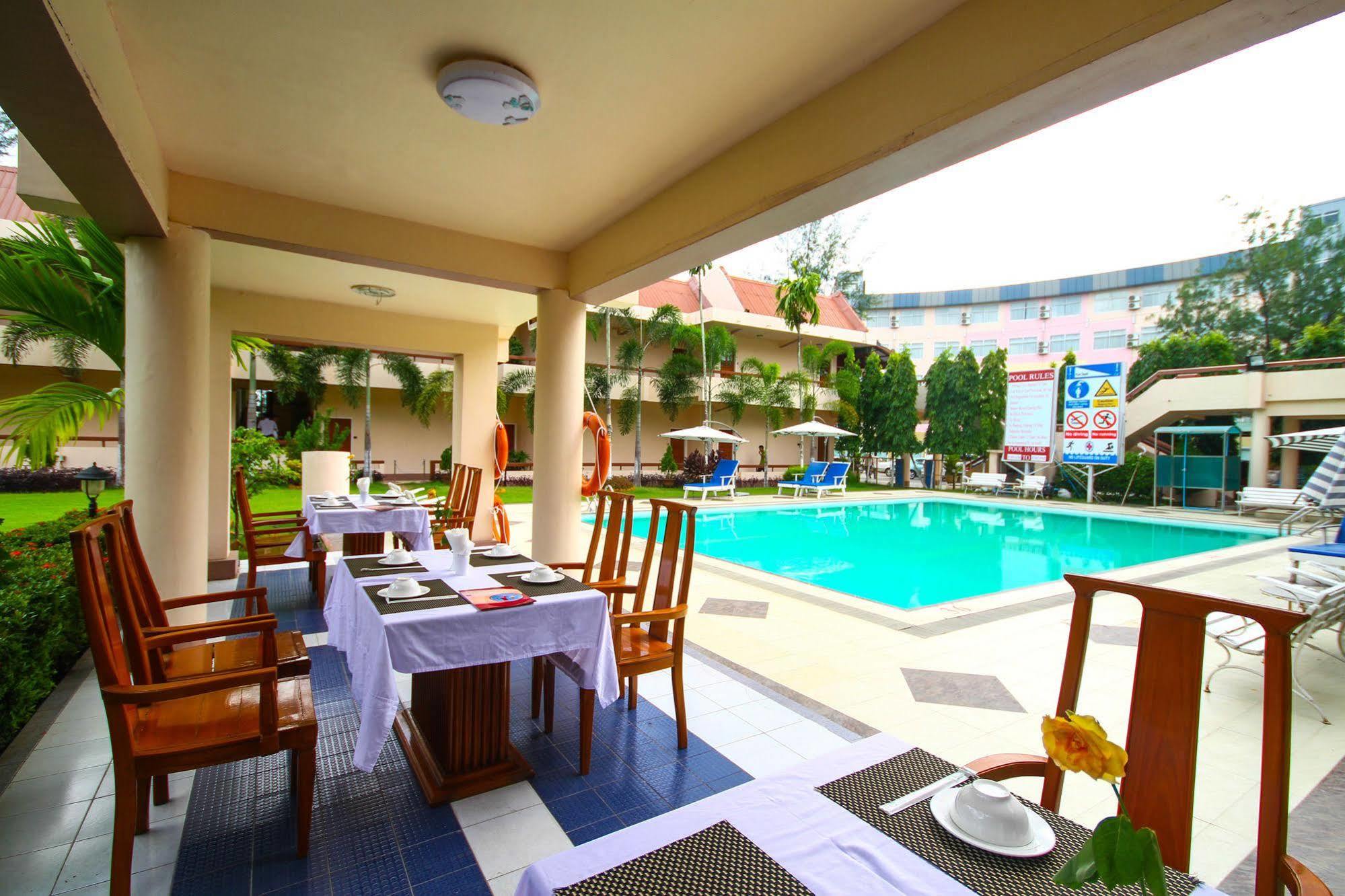 City Golf Resort Yangon Dış mekan fotoğraf